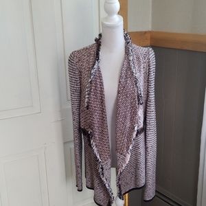 Structured fly away tweed cardigan
